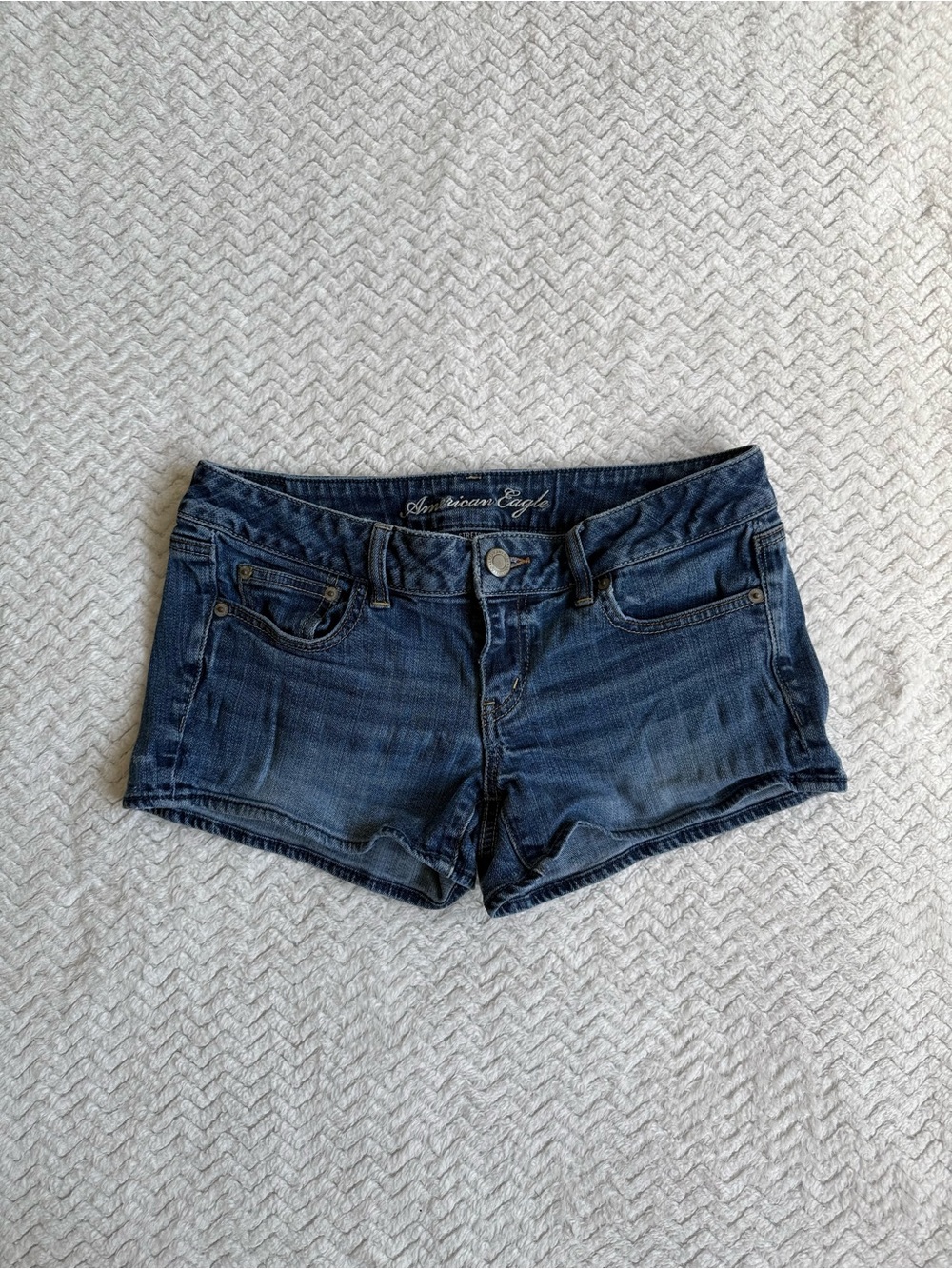Vintage American Eagle Low Rise Mini Shorts Size 8